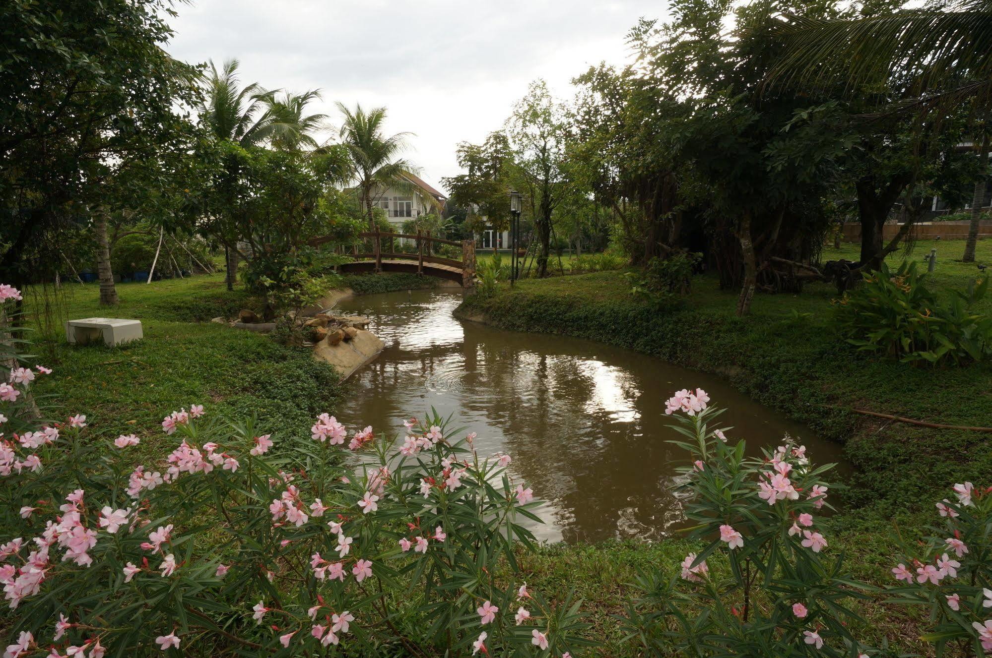 Plumeria Private Villa Ap Phuoc Cang Exterior photo